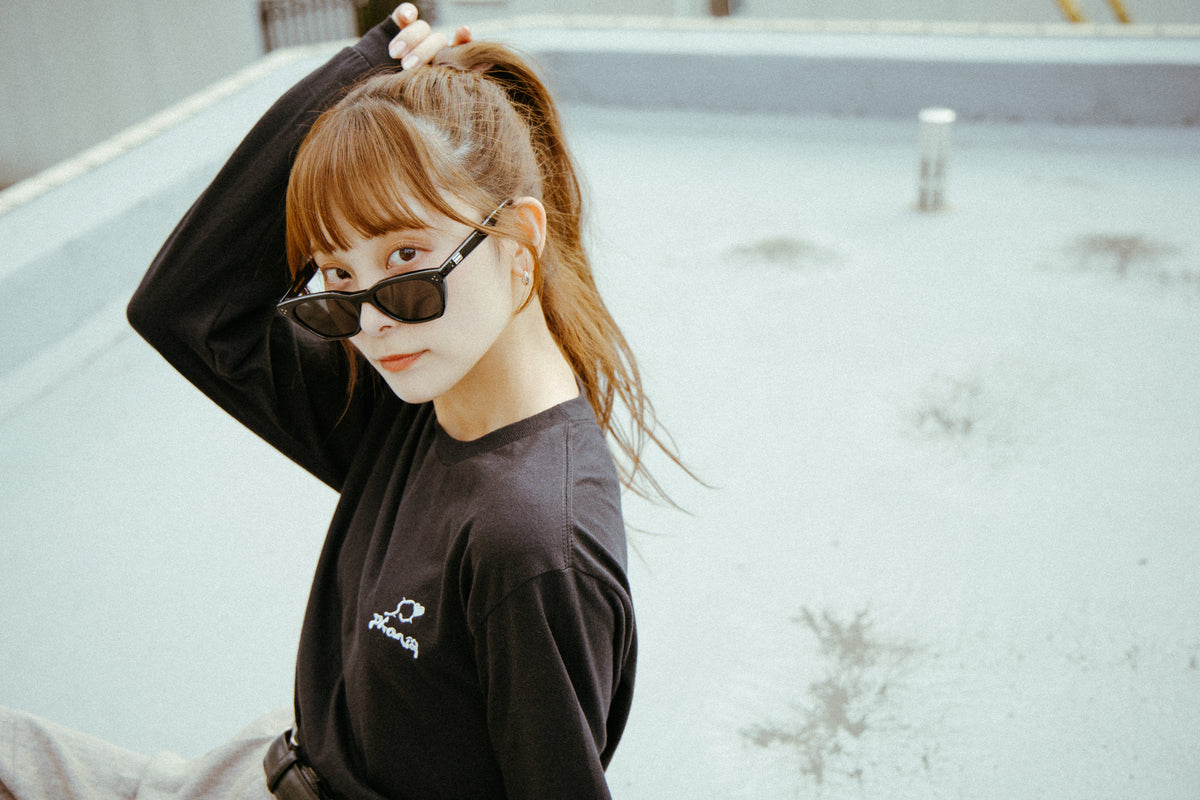 Phonia 刺繍ロンT BLACK