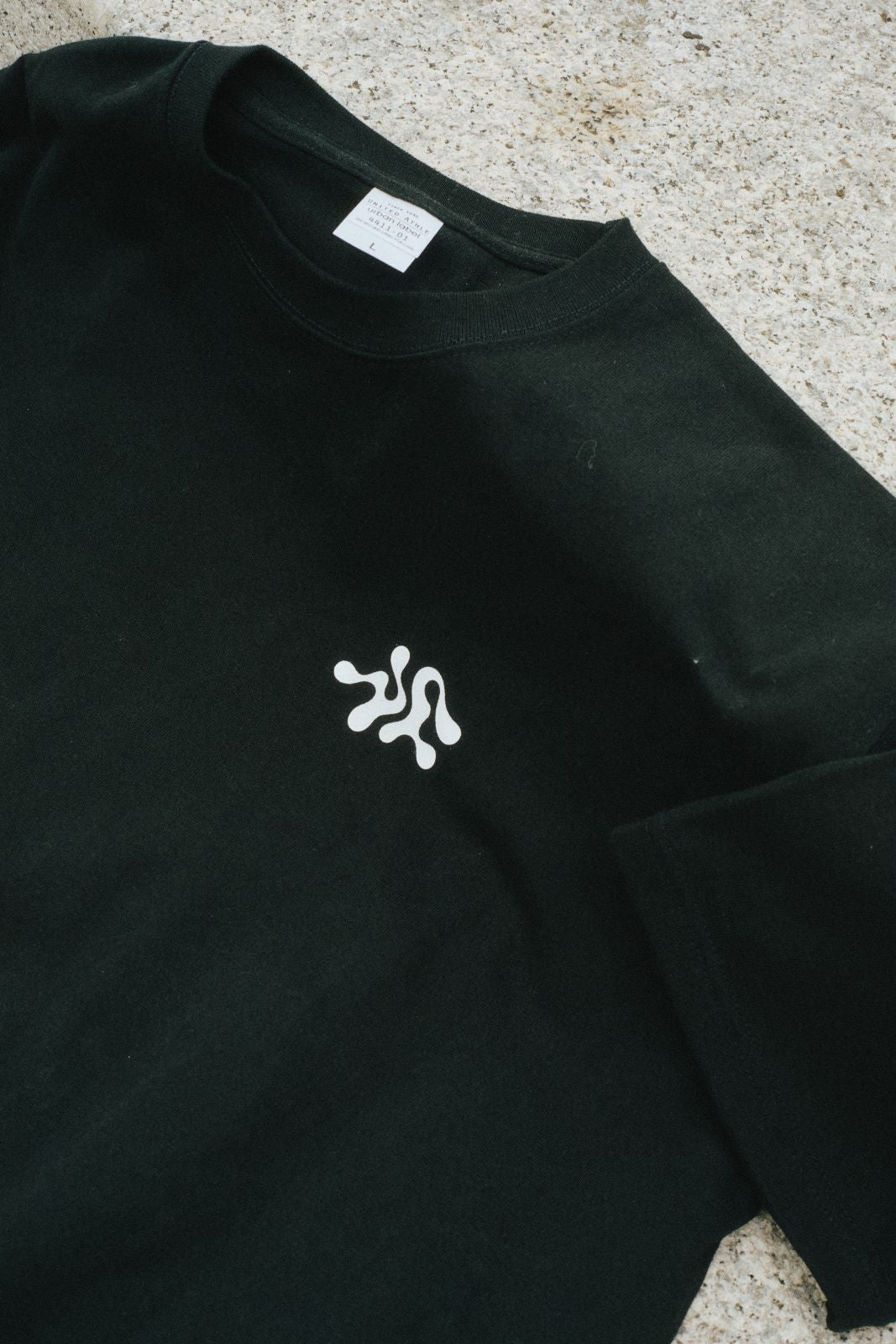YAWNDAY FACTORY LOGO TEE BLACK