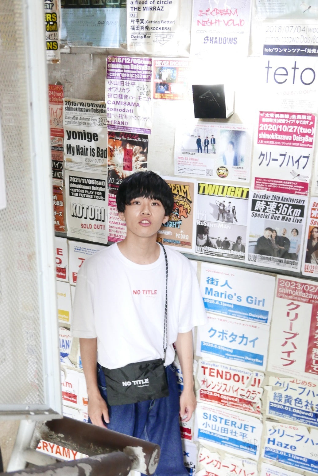 NO TITLE Tシャツ WHITE